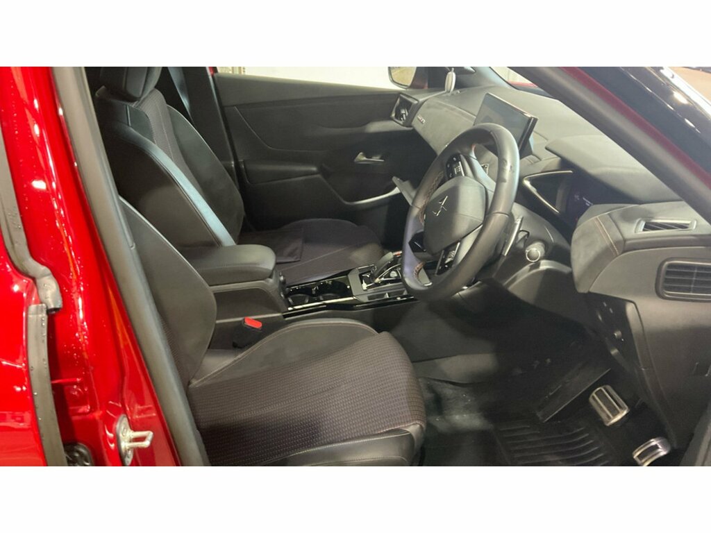 DS DS 3 Crossback Puretech Performance Line LD22KFU Red #3