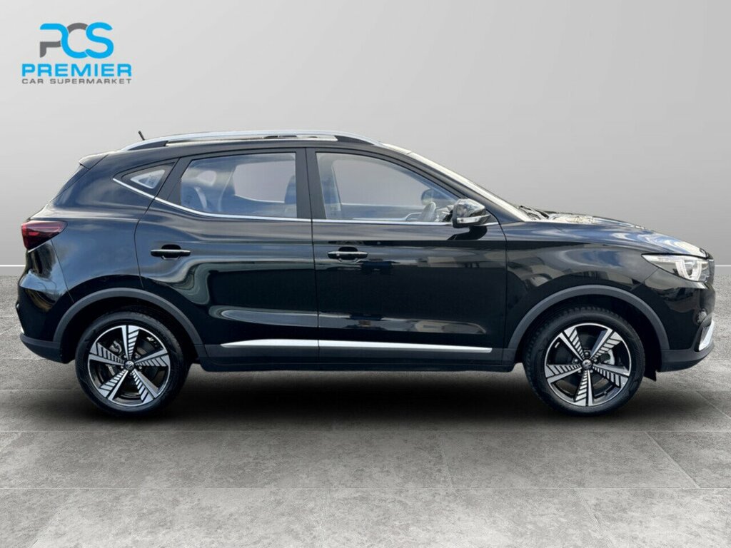 MG ZS Exclusive Black #4