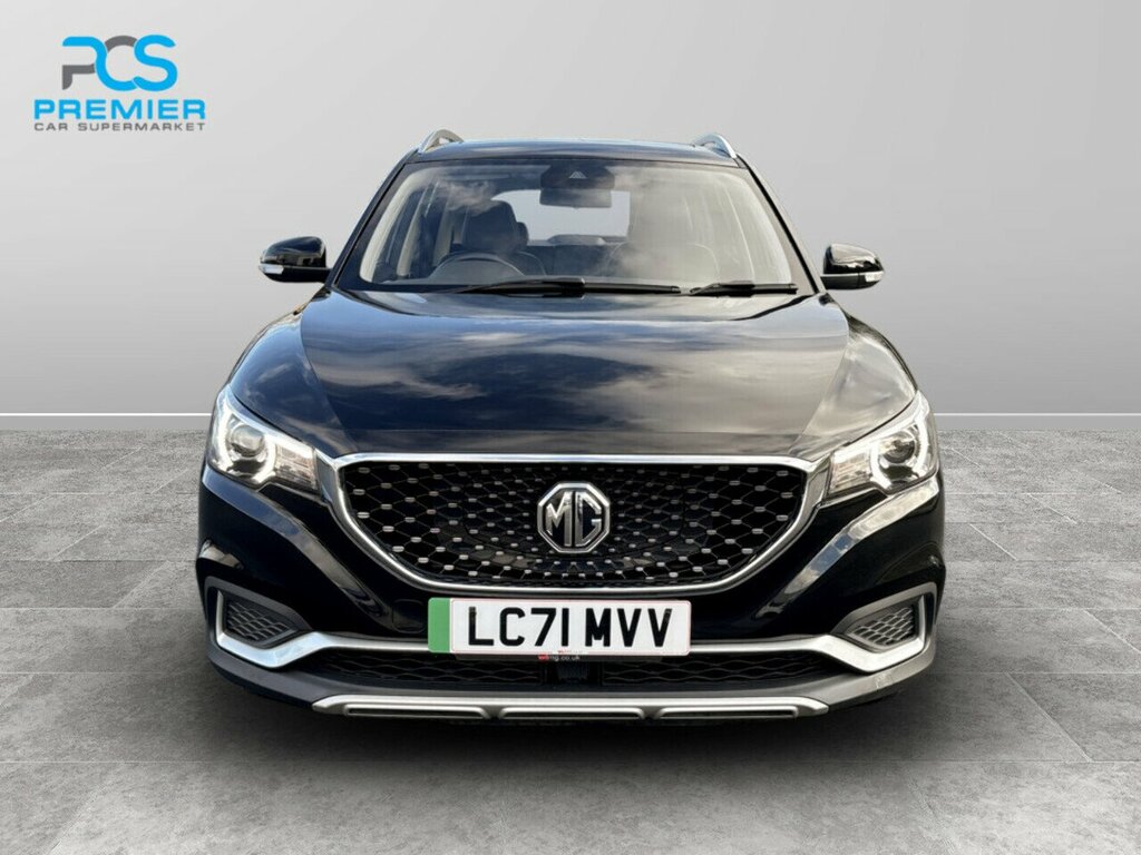 MG ZS Exclusive Black #2