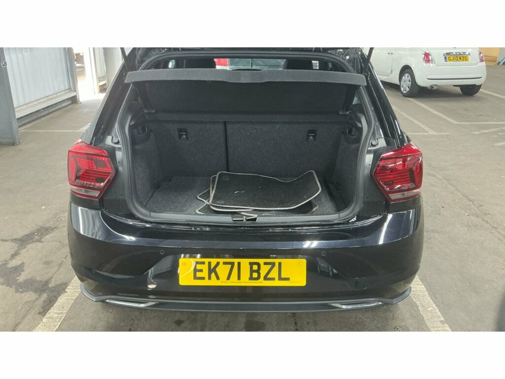 Volkswagen Polo Tsi R-line Black #5