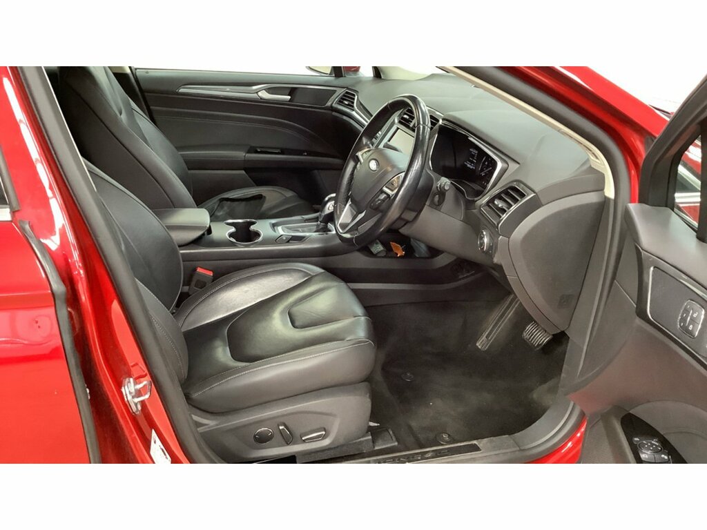 Ford Mondeo St-line Edition Red #16