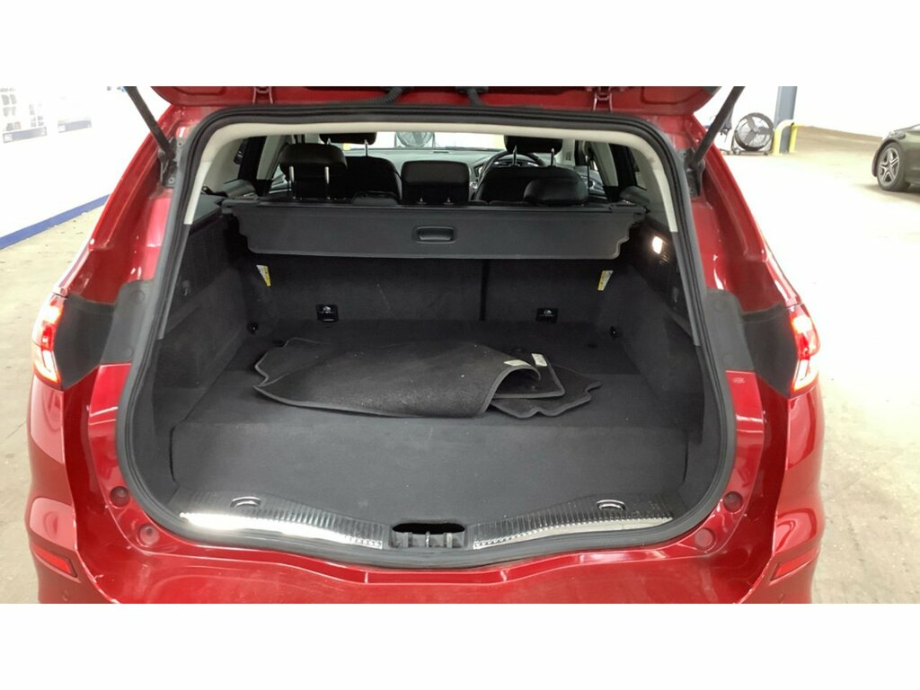 Ford Mondeo St-line Edition Red #14