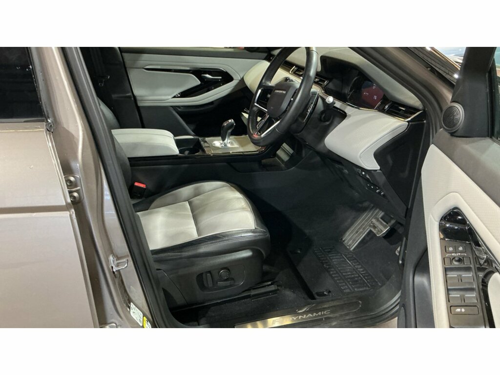 Land Rover Range Rover Evoque P300e R-dynamic S SW72PHO Brown #3