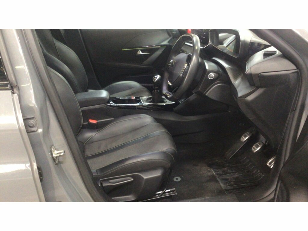 Peugeot 208 Puretech Gt Grey #3