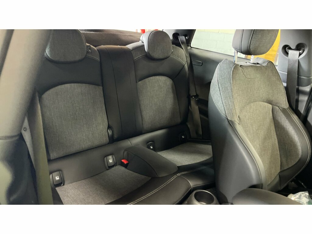 Mini Electric Hatch 135Kw Cooper S Level 2 33Kwh Privac Black #8