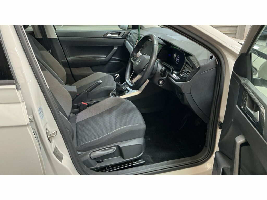 Volkswagen Polo Evo Life Grey #3
