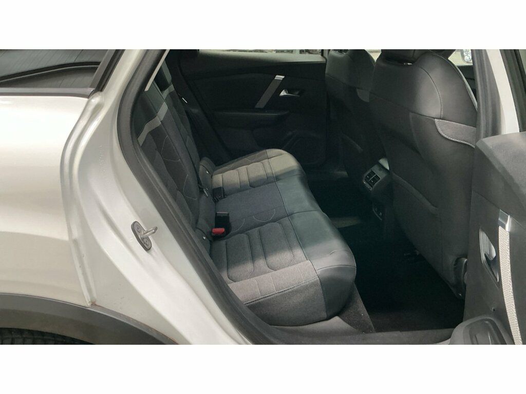 Citroen C4 1.5 Bluehdi Shine Plus Hatchback Eat8 E #9