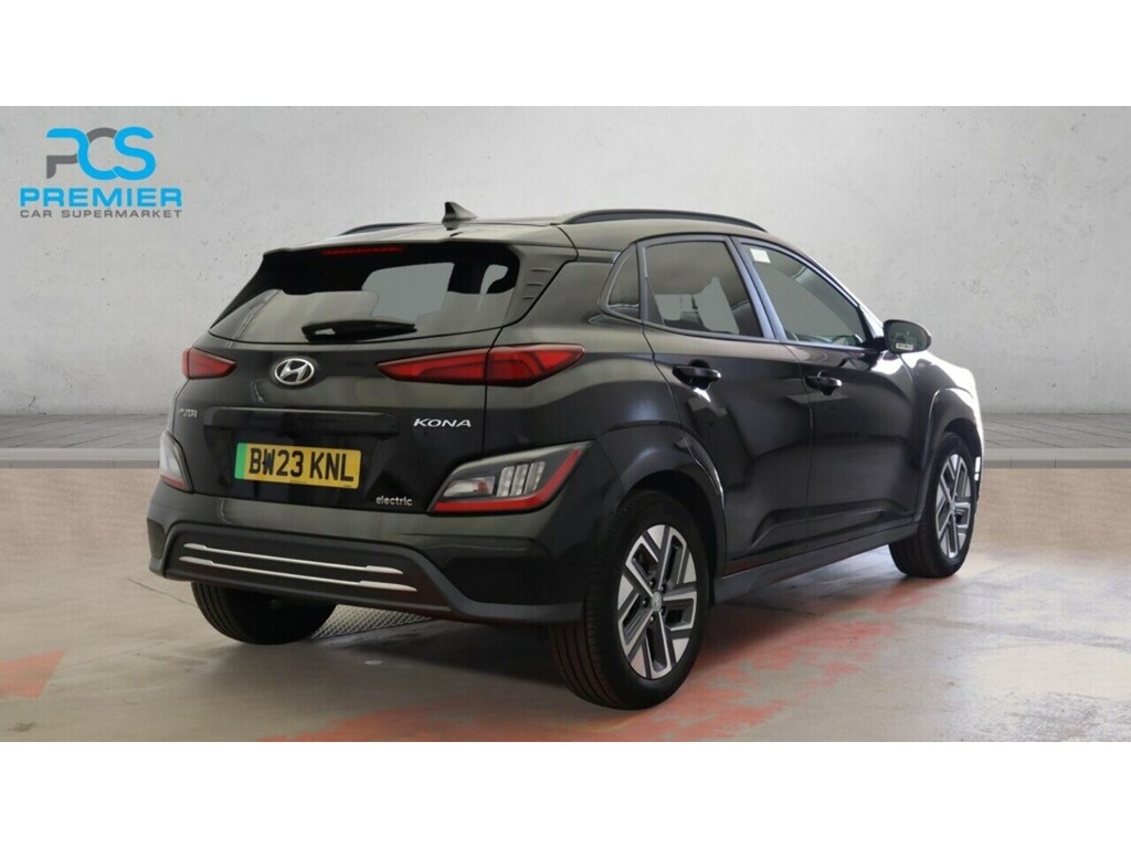 Hyundai Kona Premium Black #4