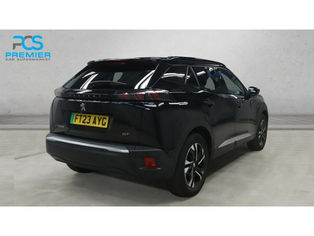 Peugeot e-2008 Gt Black #4