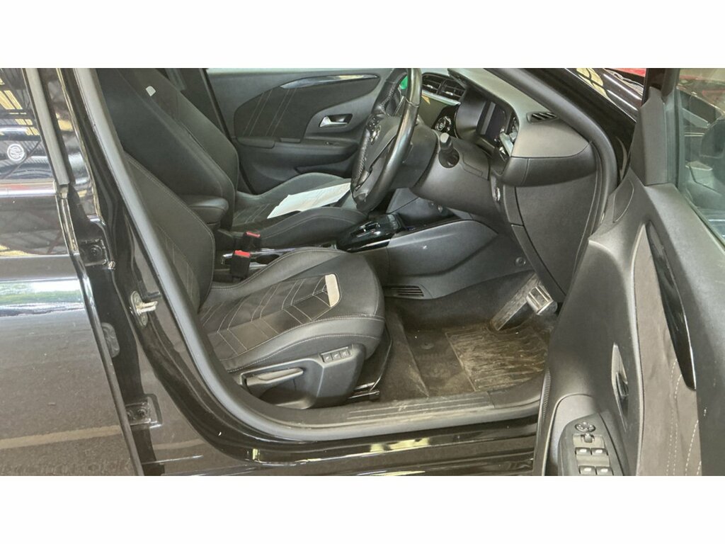 Vauxhall Corsa-e Ultimate Black #3
