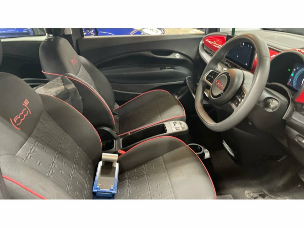 Fiat 500E Red Grey #3