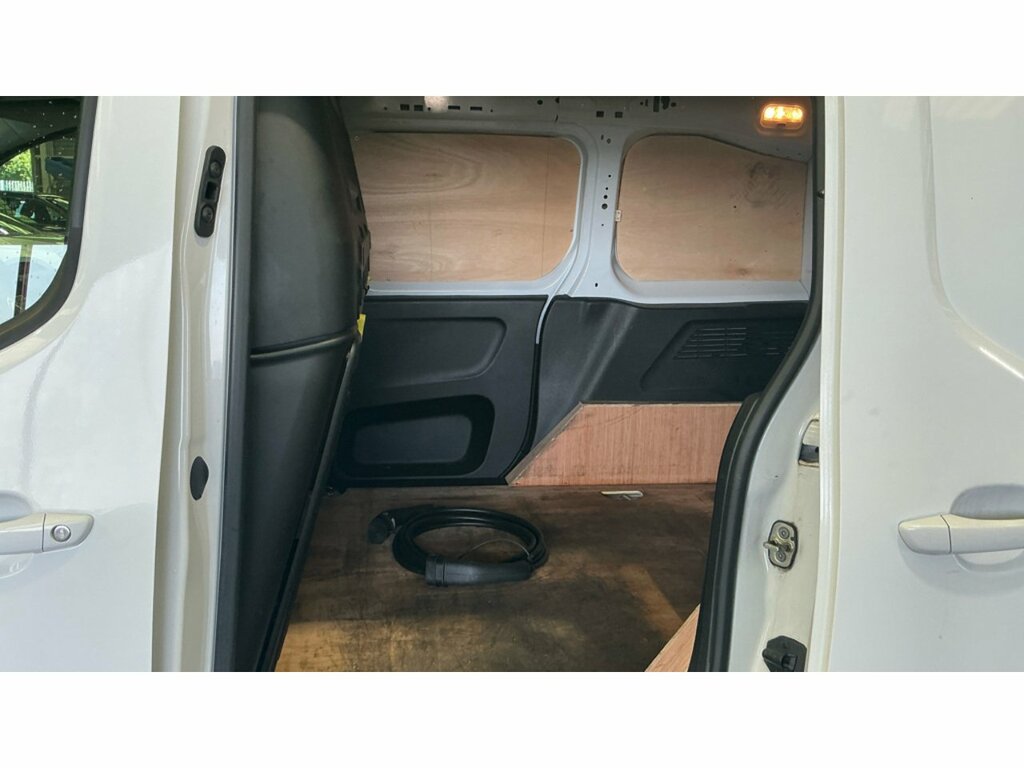 Citroen e-Berlingo Citron E-berlingo 50Kwh Flair Xtr M Mpv Elect Black #8