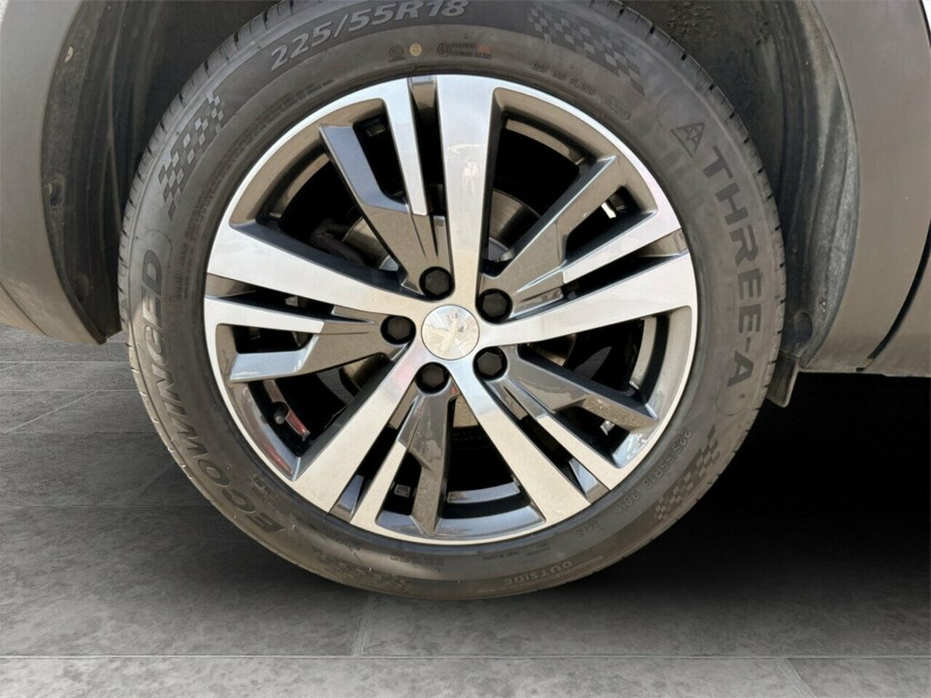 Peugeot 5008 Puretech Allure Premium White #6
