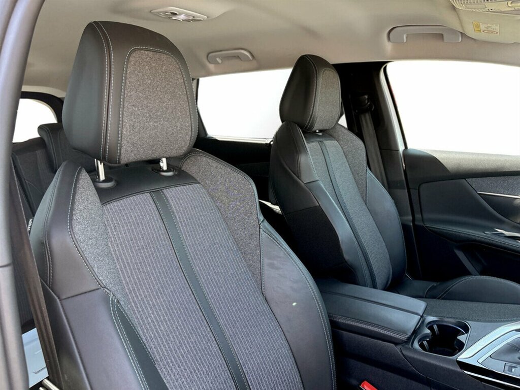 Peugeot 5008 Puretech Allure Premium White #5