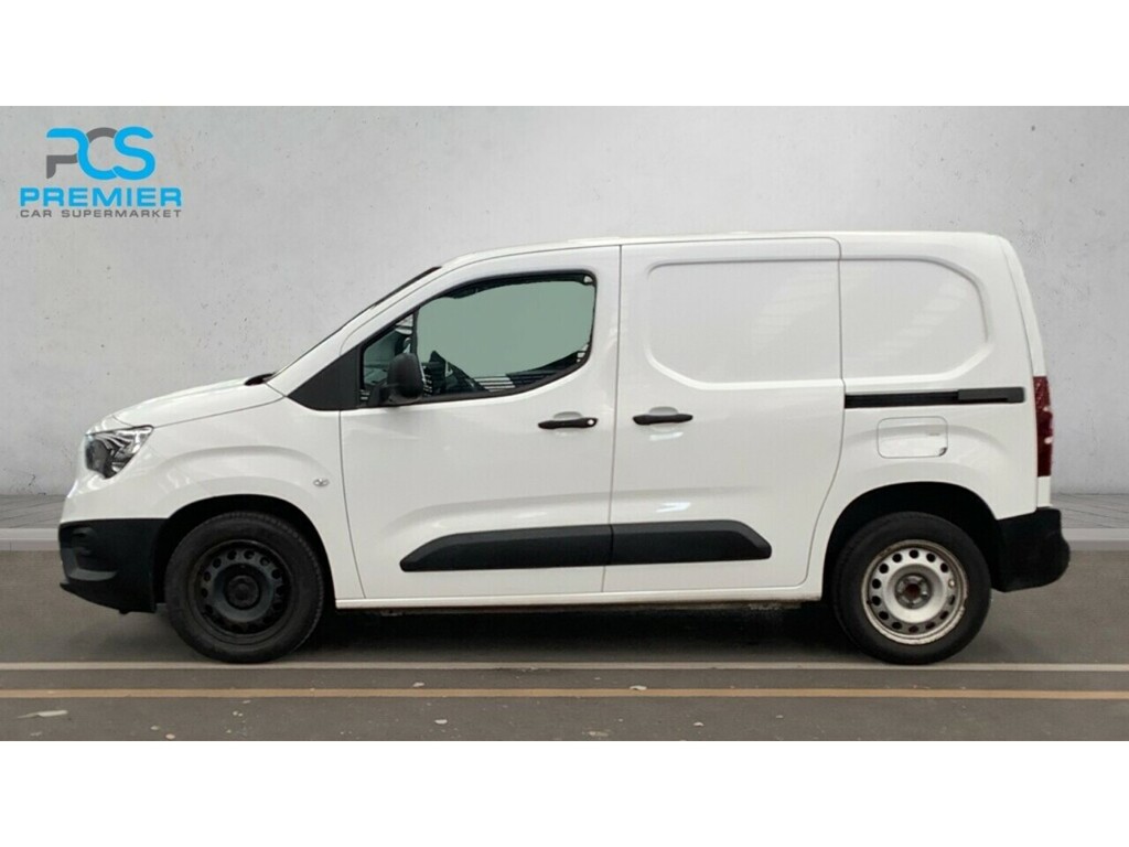 Vauxhall Combo Turbo D 2300 Dynamic White #6