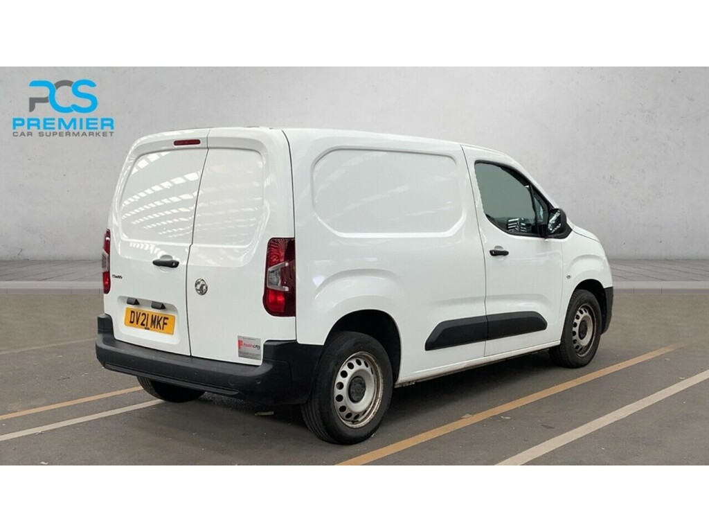Vauxhall Combo Turbo D 2300 Dynamic White #4