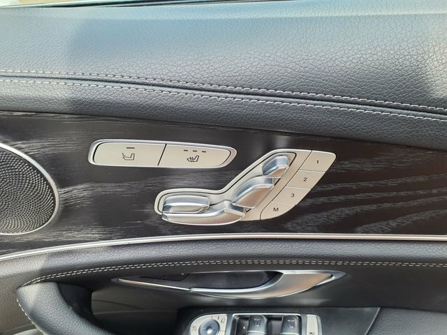 Mercedes-Benz E Class E 220 D White #12