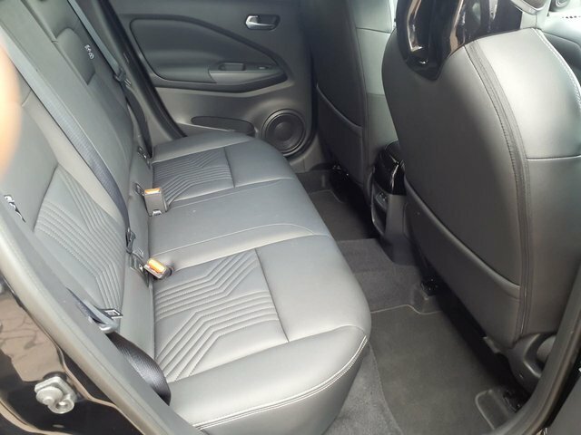 Nissan Juke 1.0 Dig-t Acenta Premium Silver #10