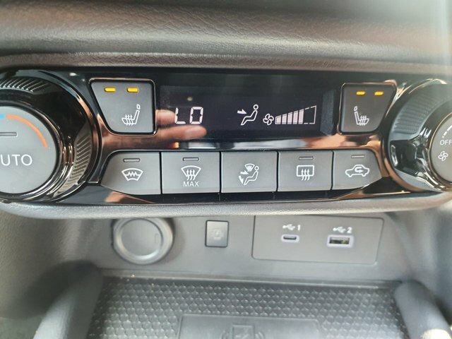 Nissan Juke 1.0 Dig-t Acenta Premium Silver #17