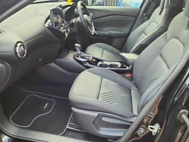 Nissan Juke 1.0 Dig-t Acenta Premium Silver #4
