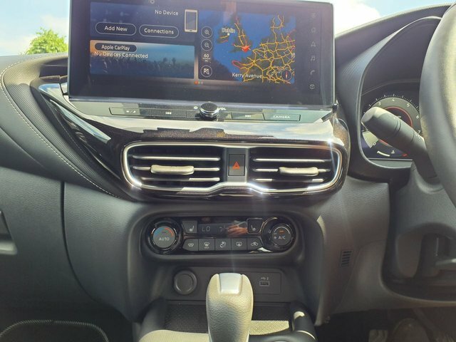 Nissan Juke 1.0 Dig-t Acenta Premium Silver #16