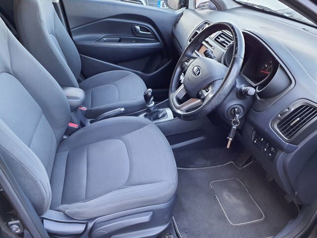 Kia RIO Hatchback 1.25 2 Euro 5 201262 White #11