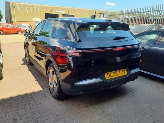 Vauxhall Grandland 1.2 Design Suv Hybrid E-dct Euro 6 S S DL25TJY Black #5