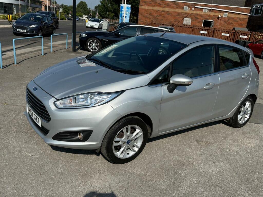 Ford Fiesta Hatchback 1.25 Zetec Euro 6 201767 Silver