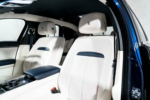 Rolls-Royce Ghost  Black #20