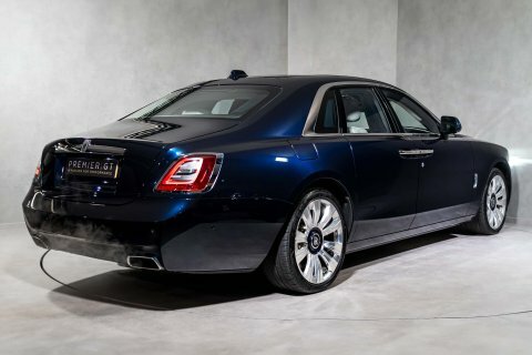 Rolls-Royce Ghost V12. Starlight. H  Blue #4