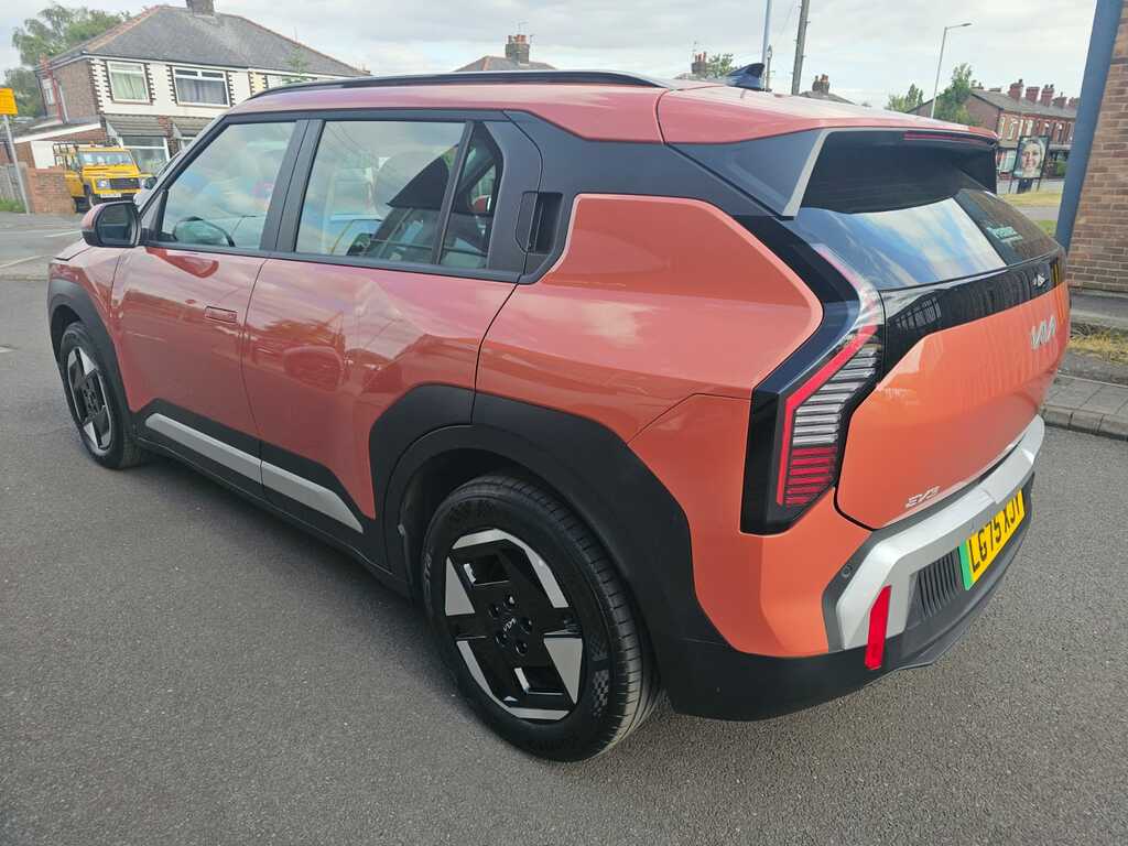 Kia EV3 81.4 Kwh Air Orange #4