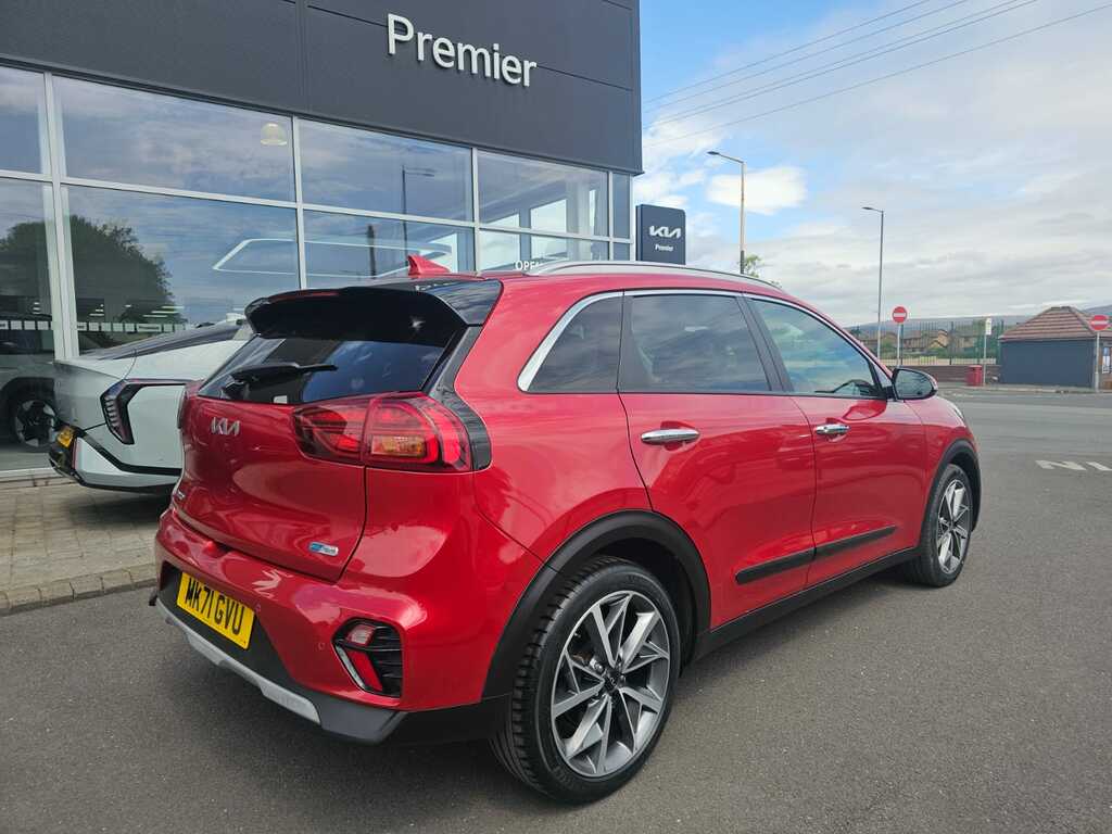 Kia Niro 1.6 Gdi 3 Red #3