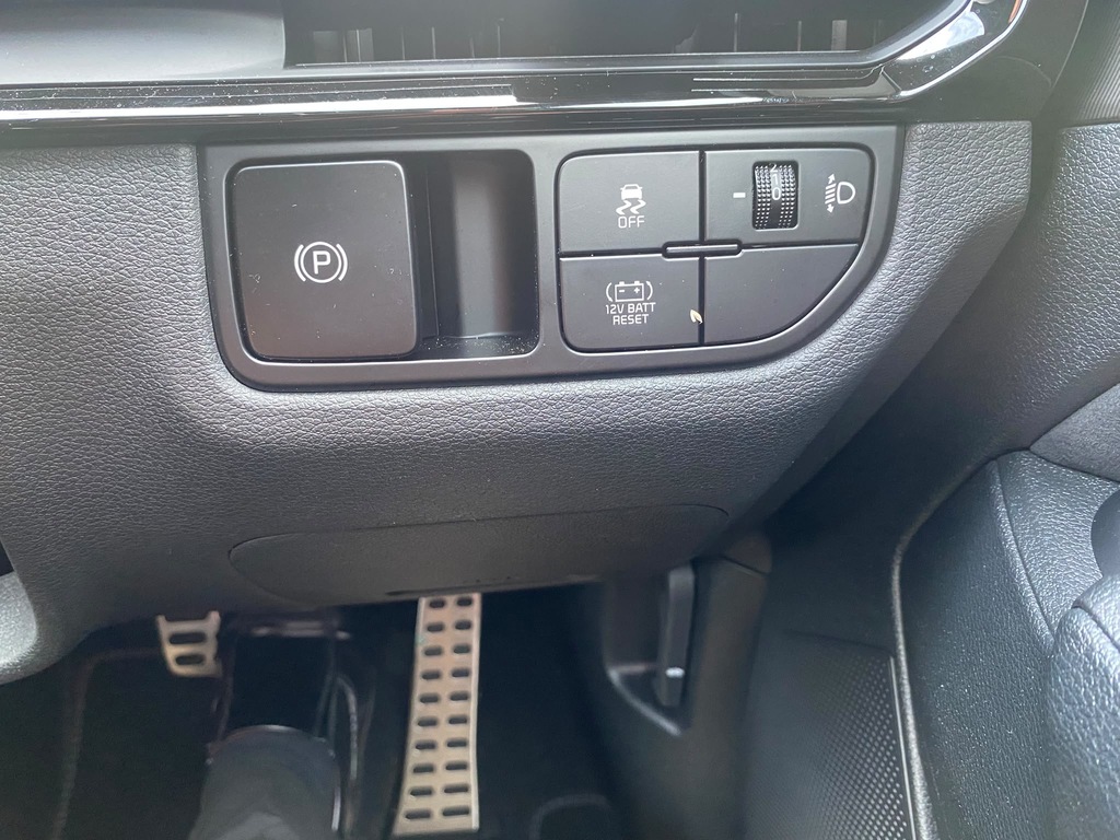 Kia Sportage 1.6T Gdi Hev Gt-line S White #6