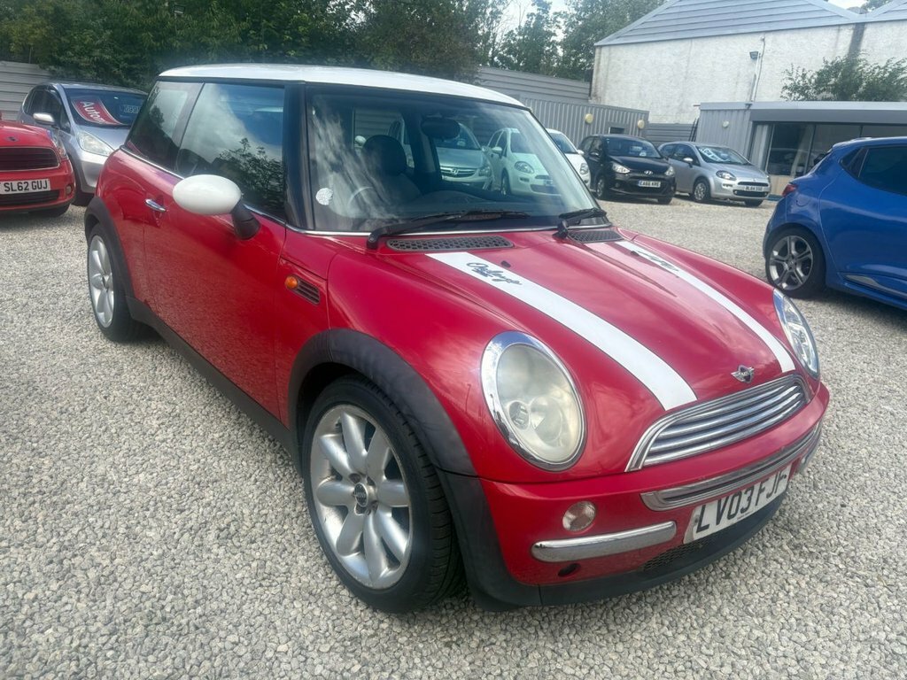 Mini Hatch 1.6L Cooper Red