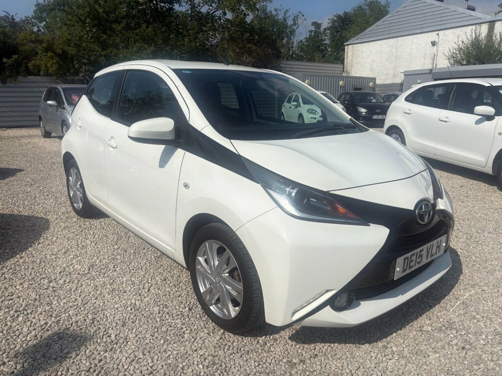 Toyota Aygo 1L X-pression White
