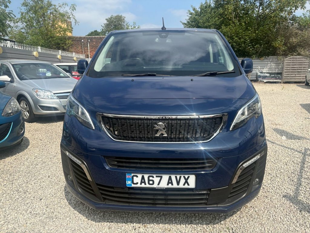 Peugeot Traveller 2L Allure Blue #2