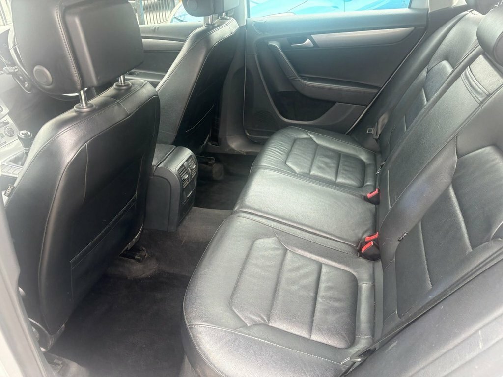 Volkswagen Passat 2.0 Tdi Bluemotion Tech Executive Ss Silver #14