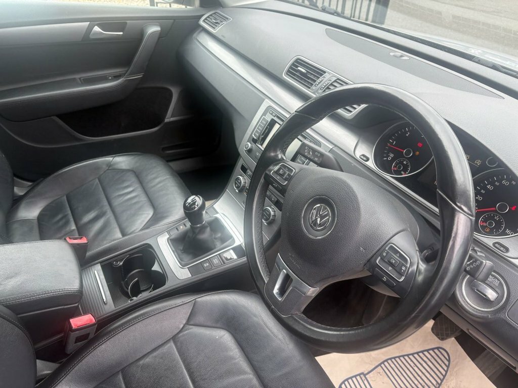 Volkswagen Passat 2.0 Tdi Bluemotion Tech Executive Ss Silver #9