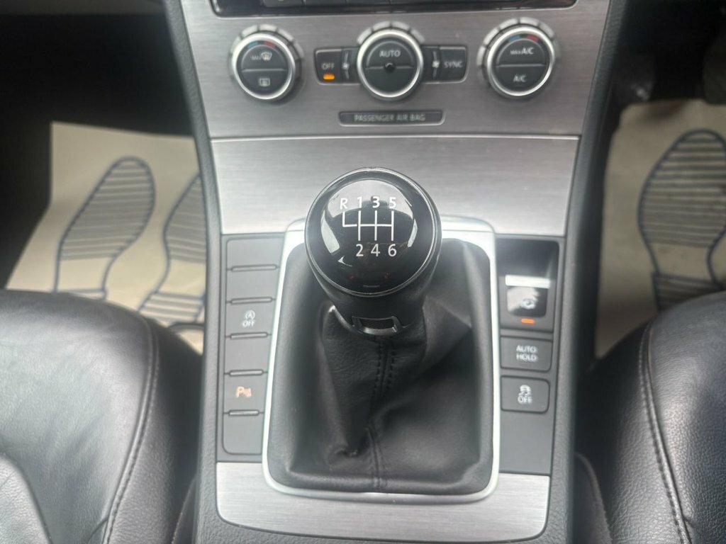 Volkswagen Passat 2.0 Tdi Bluemotion Tech Executive Ss Silver #11