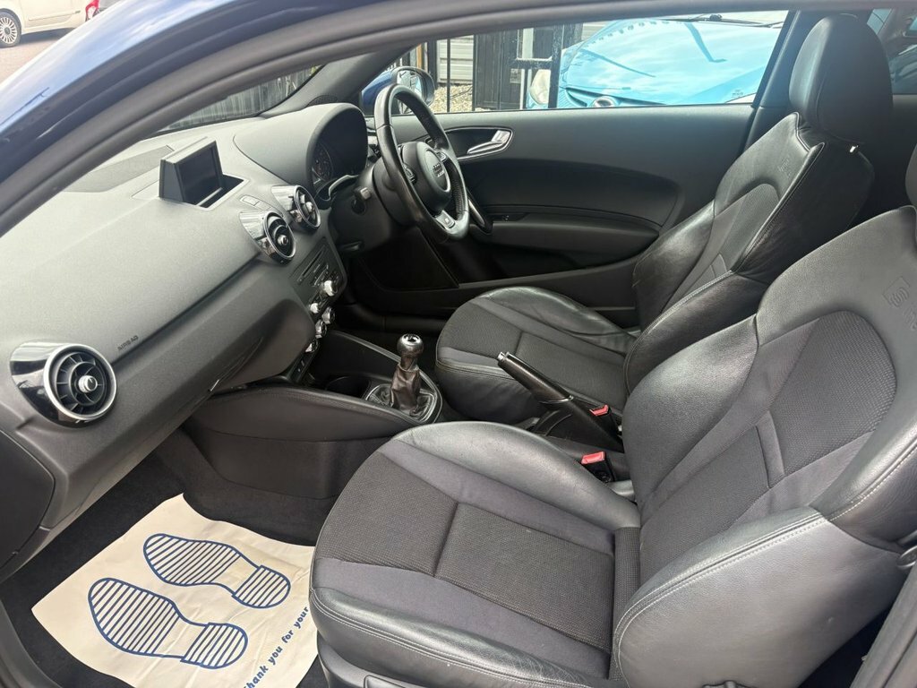 Audi A1 1.6 Tdi Sport Euro 5 Ss Black #9