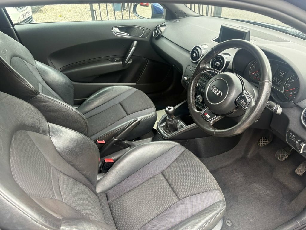 Audi A1 1.6 Tdi Sport Euro 5 Ss Black #11