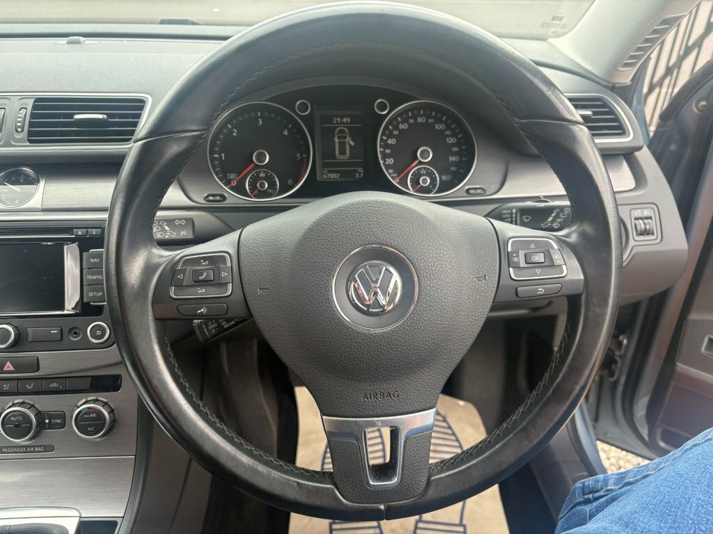 Volkswagen Passat 1.6 Executive Tdi Bluemotion Silver #12