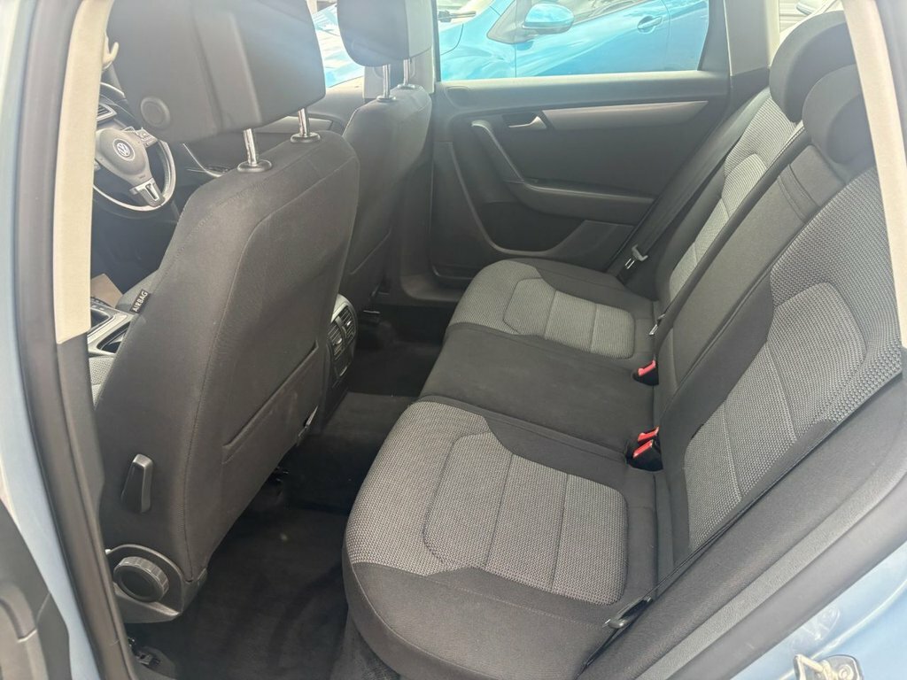 Volkswagen Passat 1.6 Executive Tdi Bluemotion Silver #19