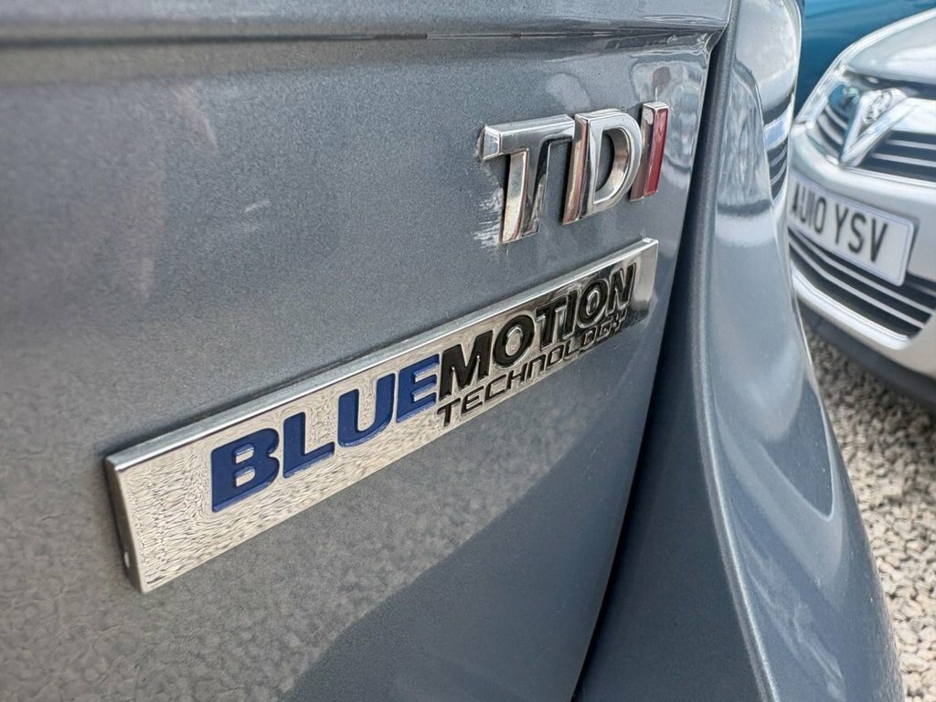 Volkswagen Passat 1.6 Executive Tdi Bluemotion Silver #8