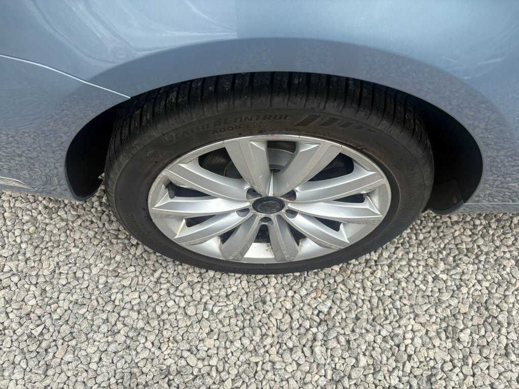 Volkswagen Passat 1.6 Executive Tdi Bluemotion Silver #22