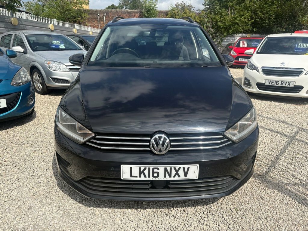 Volkswagen Golf SV 1.6L Se Black #2