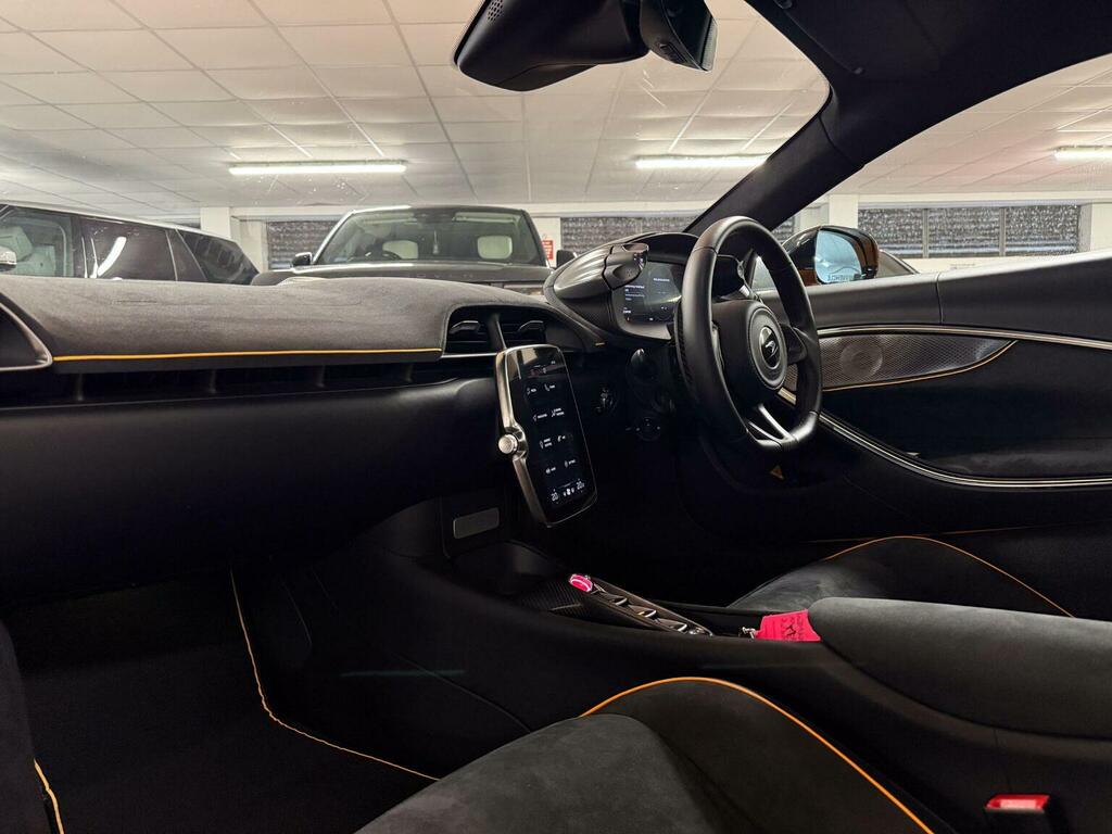 McLaren Artura Semi Automatic Silver #81