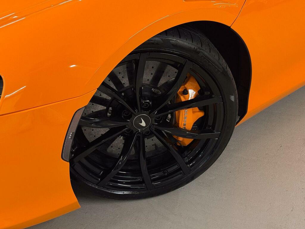 McLaren Artura Semi Automatic Silver #37