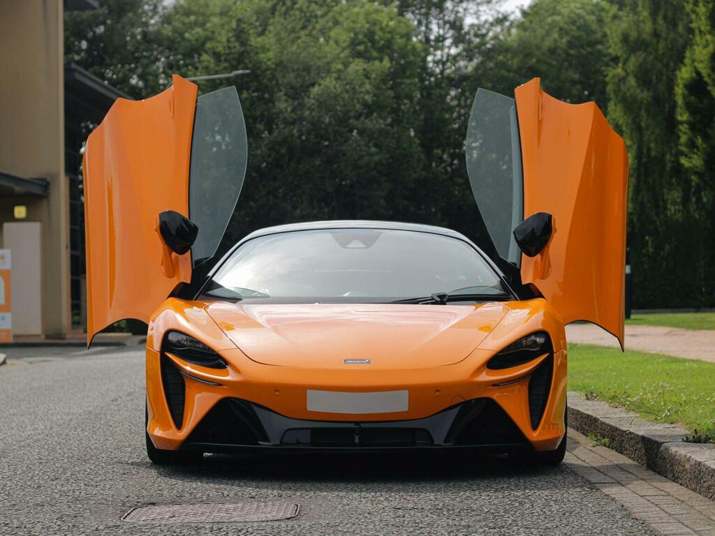 McLaren Artura Semi Automatic Silver #13