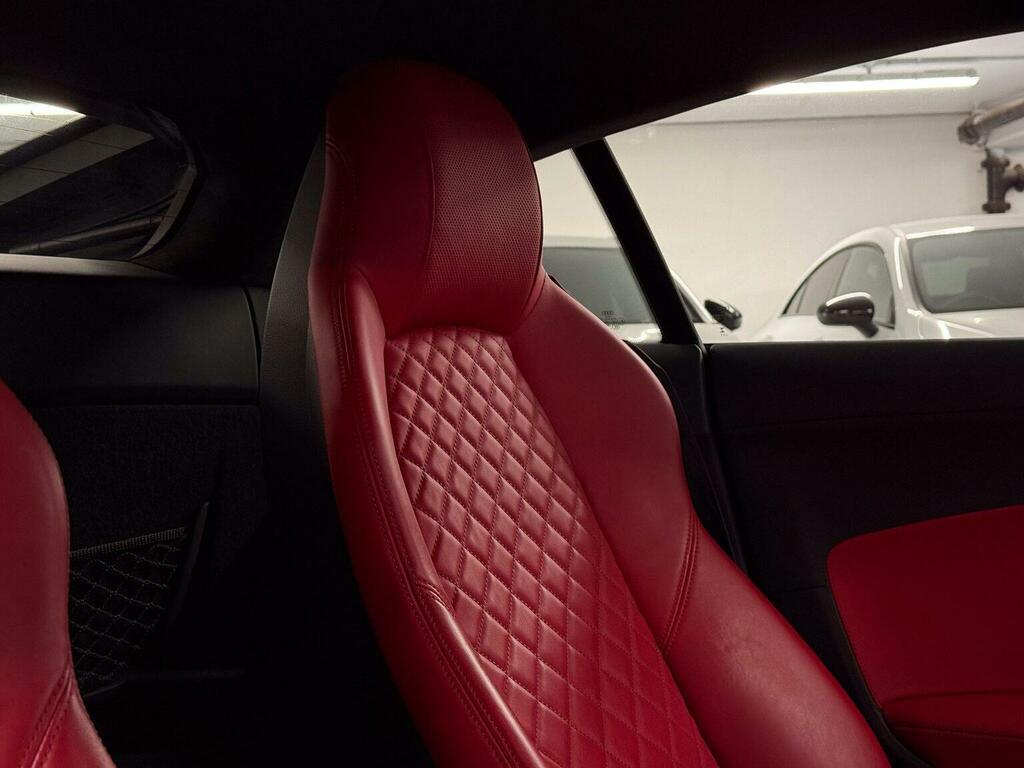 Audi R8 5.2L Performance Edition Black #30